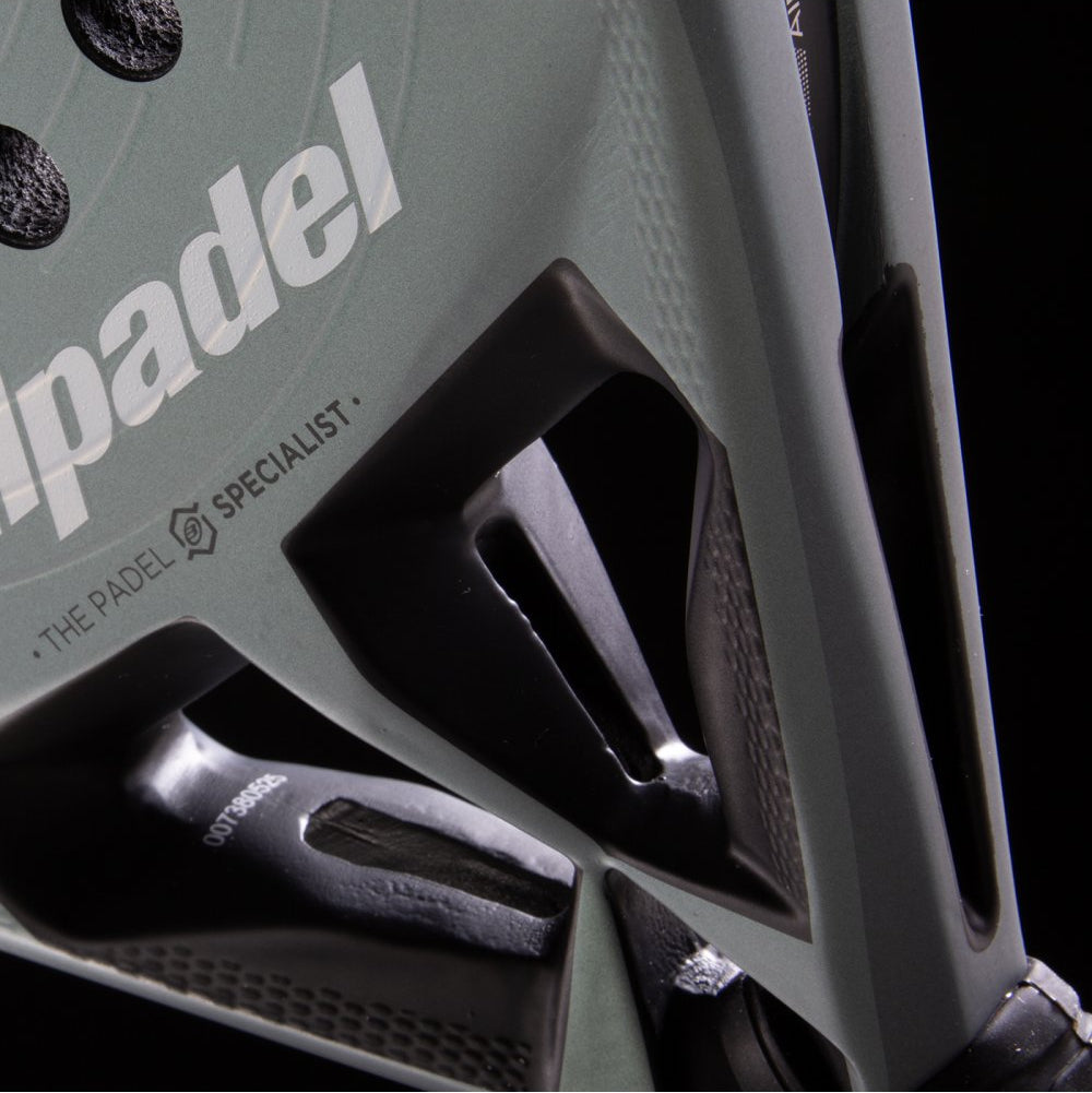 Bullpadel Padel Racket Hack 04 2026