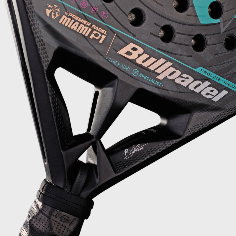 Bullpadel Padel Racket Hack 04 Hybrid MIAMI